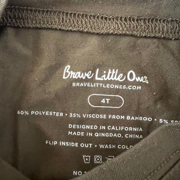 Brave Little Ones “Stay Cozy” tee - Picture 5 of 8